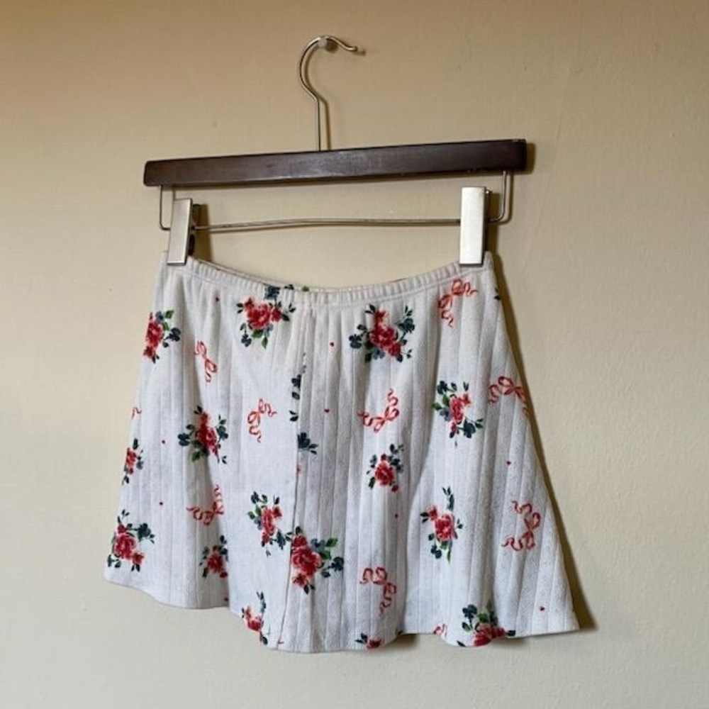 LISA SAYS GAH | Floral Mini-Skirt - Picture 11 of 12